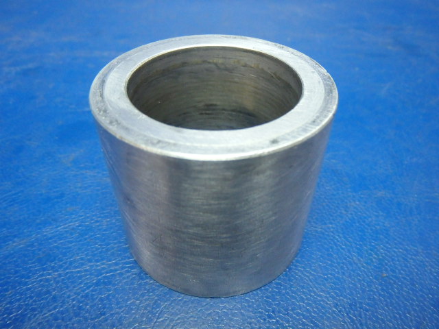 0543037-1 Cessna - Spacer-Axle